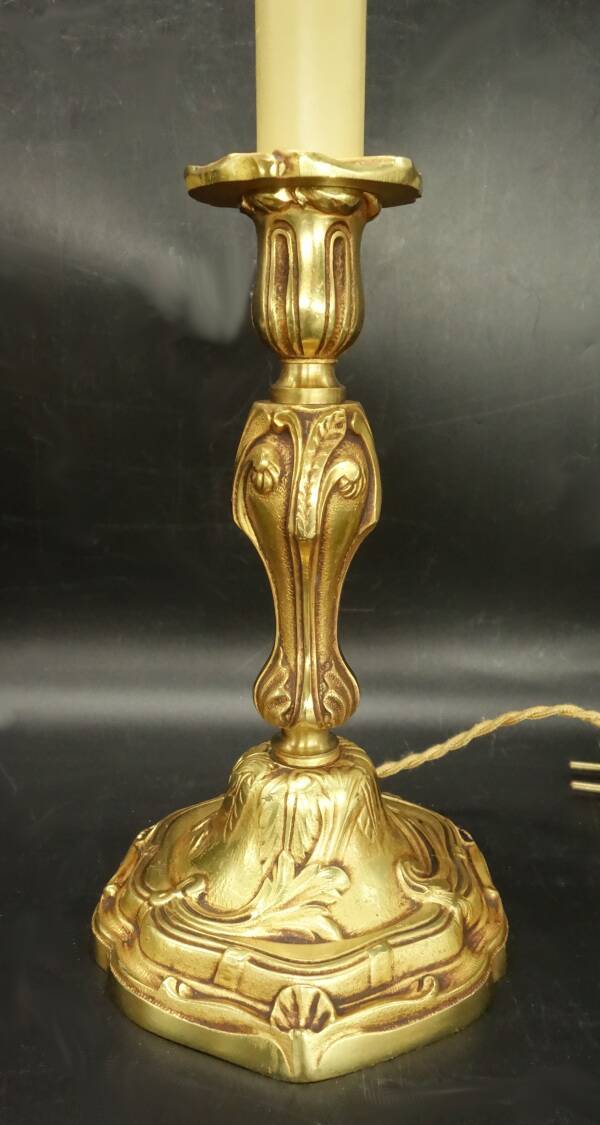 Pair of Louis XV style lamp bases from Lucien GAU - bronze