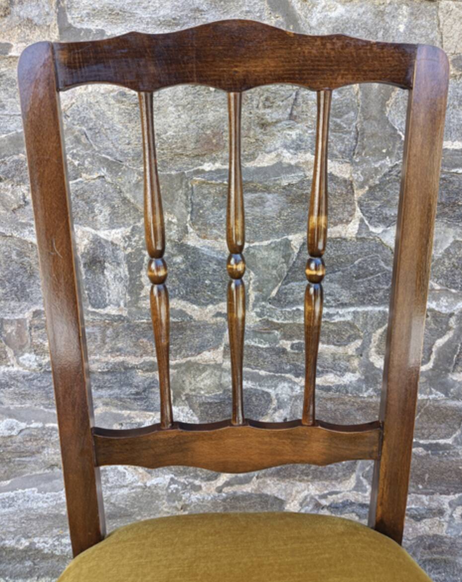 Paire de chaises 1900  bois & velours ocre doré — charme bourgeois