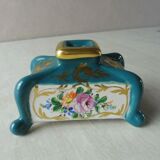 Ancien porte plume en porcelaine, décor fleurs