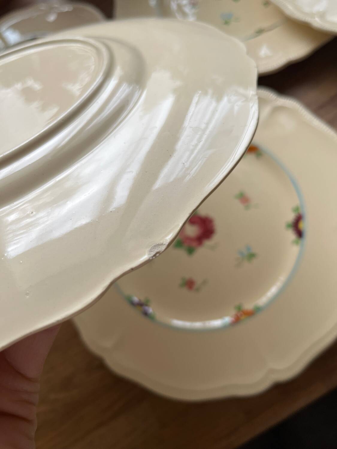 Longchamp Marie-Thé flat plates in earthenware
