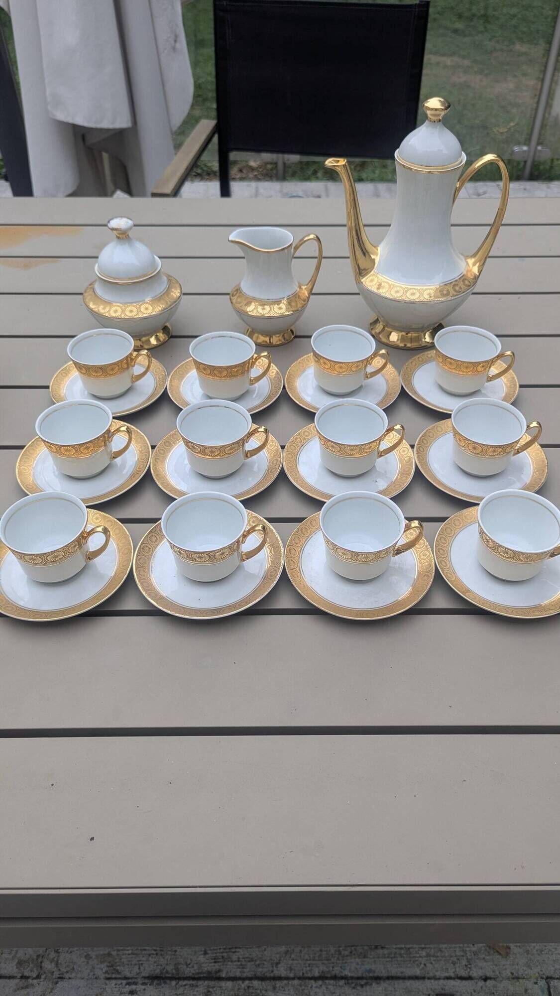Coffee service – Vintage porcelain gilded with gold – Porcelena Silvestre