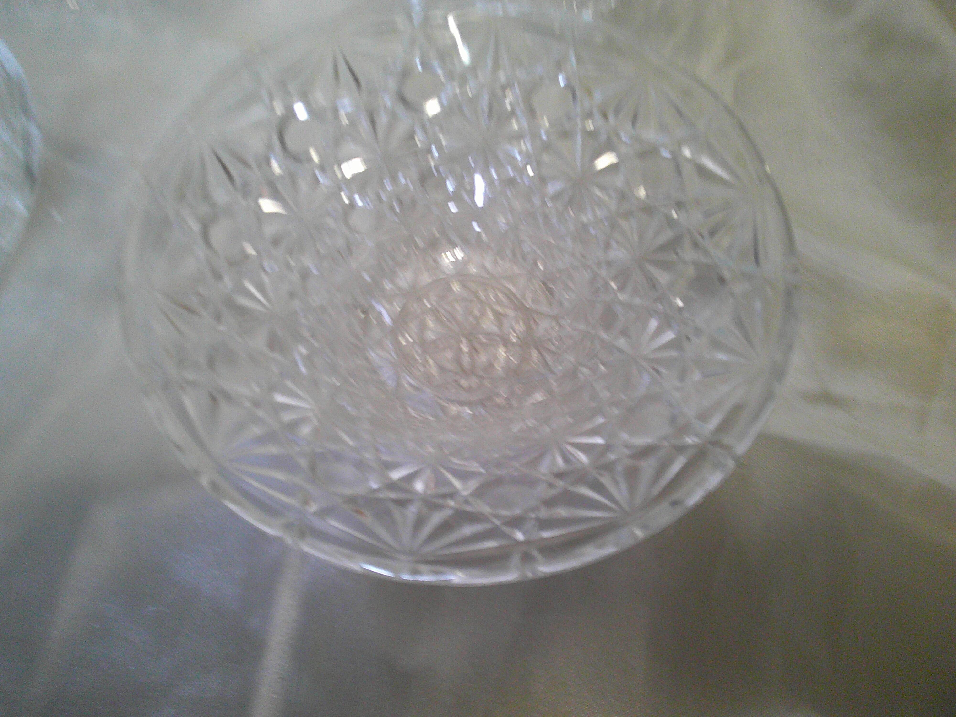 6 fruit or ice cream bowls