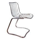 Metal wired chair