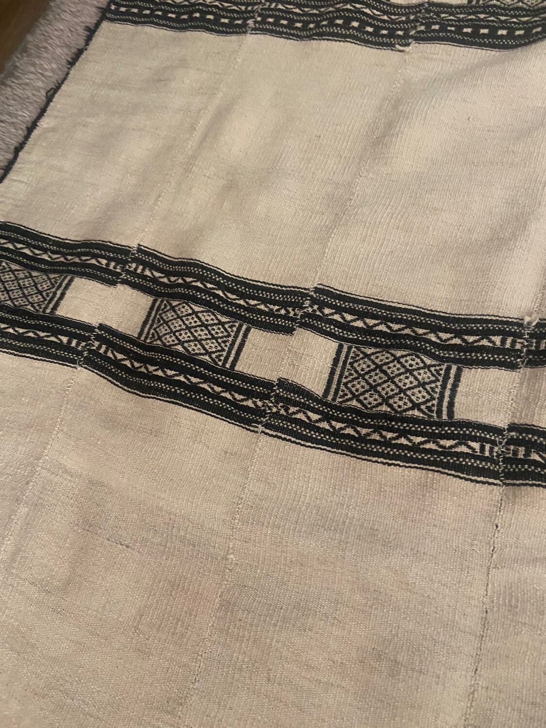 Berber rug / blanket in vintage wool