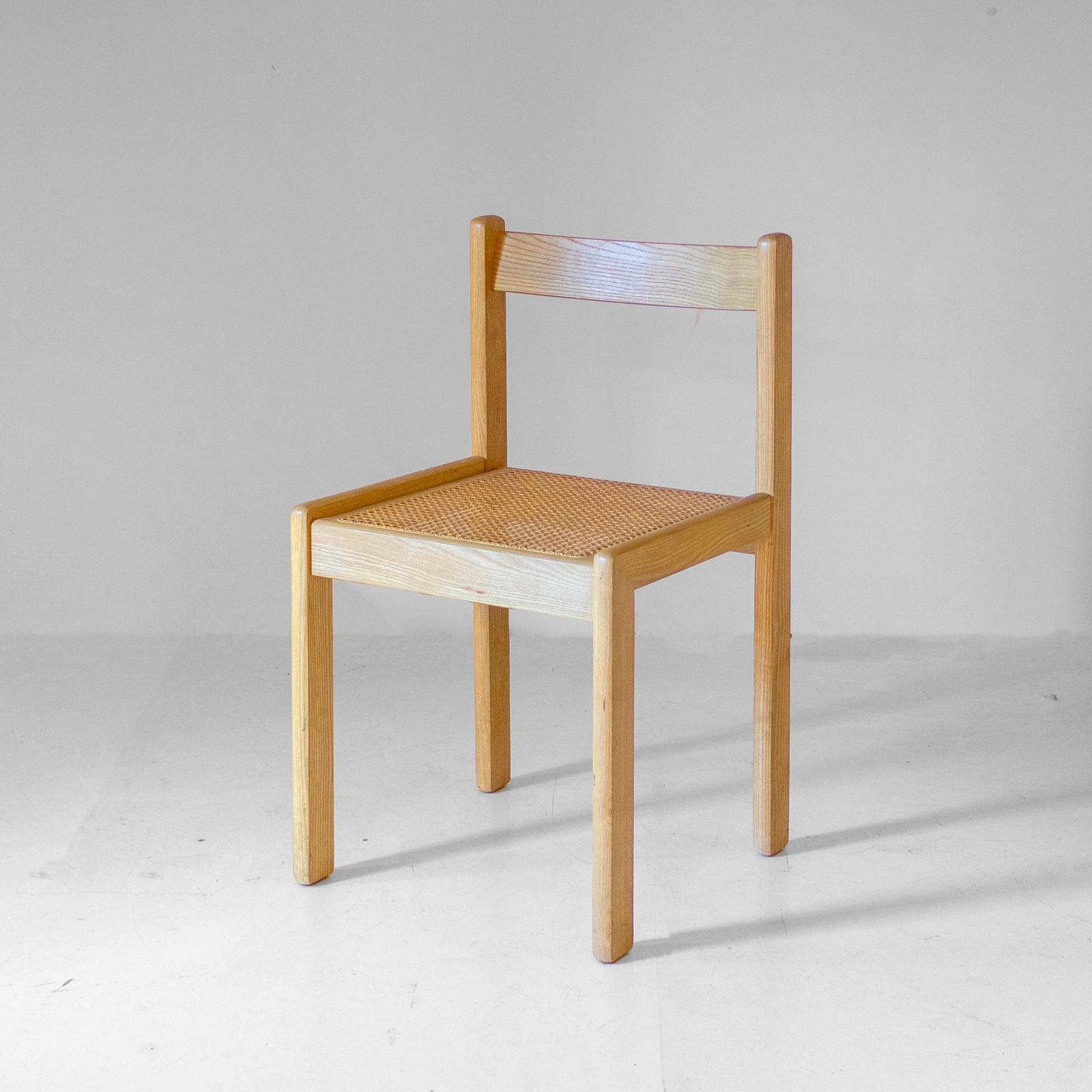 Set of four Italian oak dining chairs with Vienna straw seats, 1970s