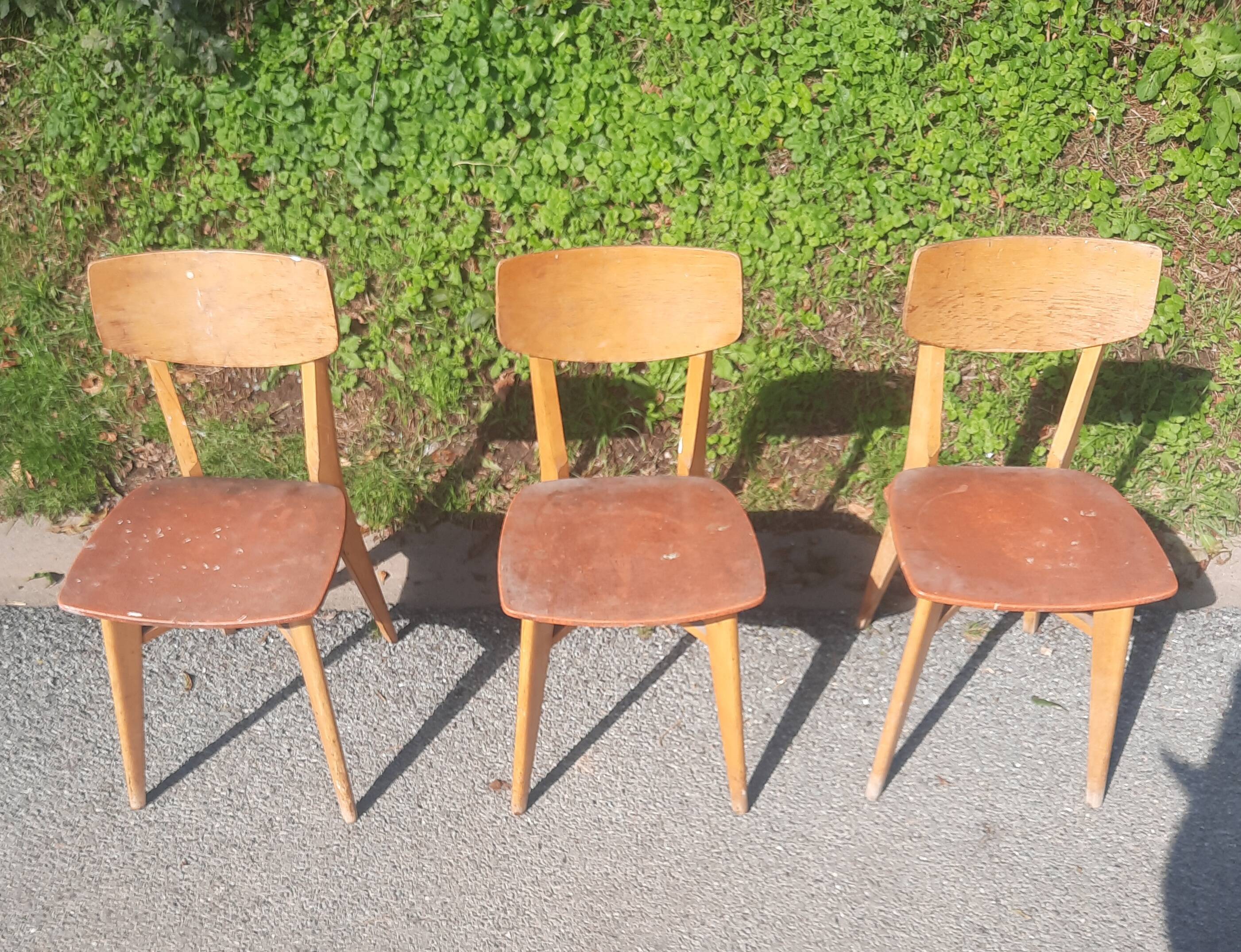 Serie de 3 chaises design g