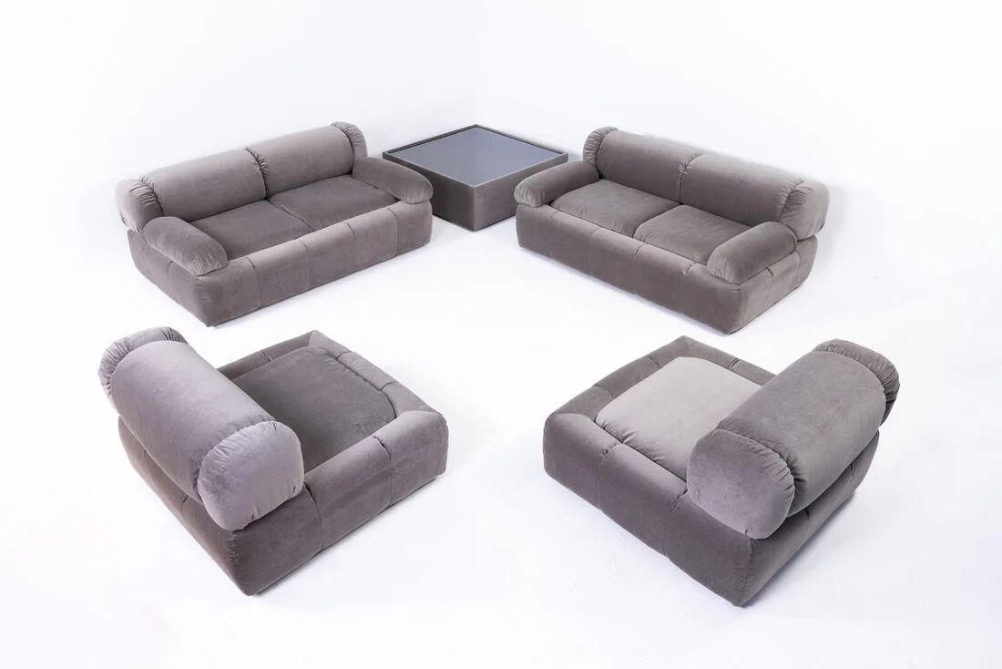 Italian living room set with two sofas, two armchairs and coffee table, 1970