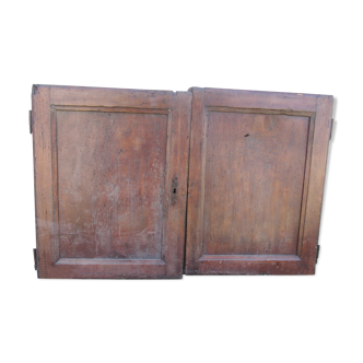 2 small chenène doors
