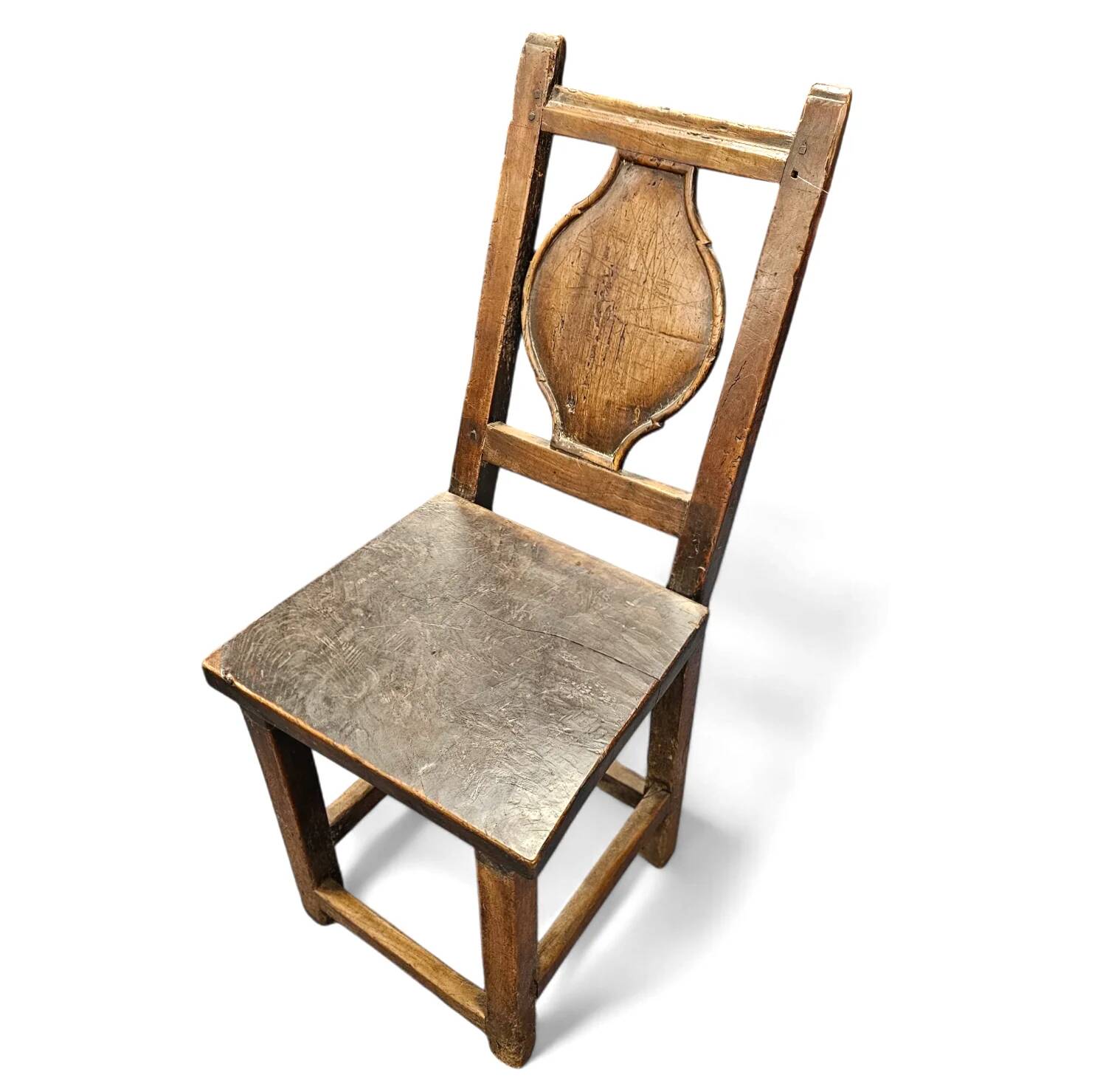 18th century chair - Early 18th century farmhouse chair with wood peg construction