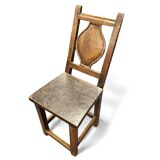 18th century chair - Early 18th century farmhouse chair with wood peg construction