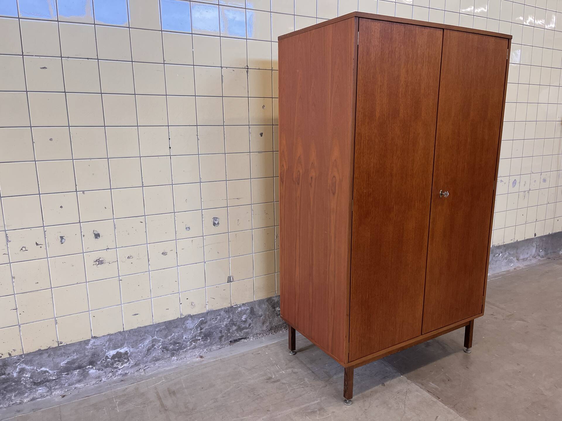 Vintage Combineurop wardrobe