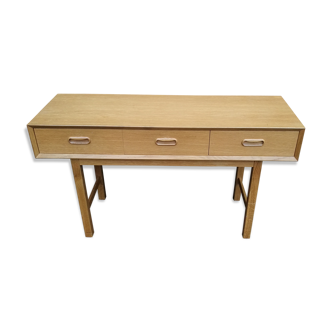 Commode scandinave