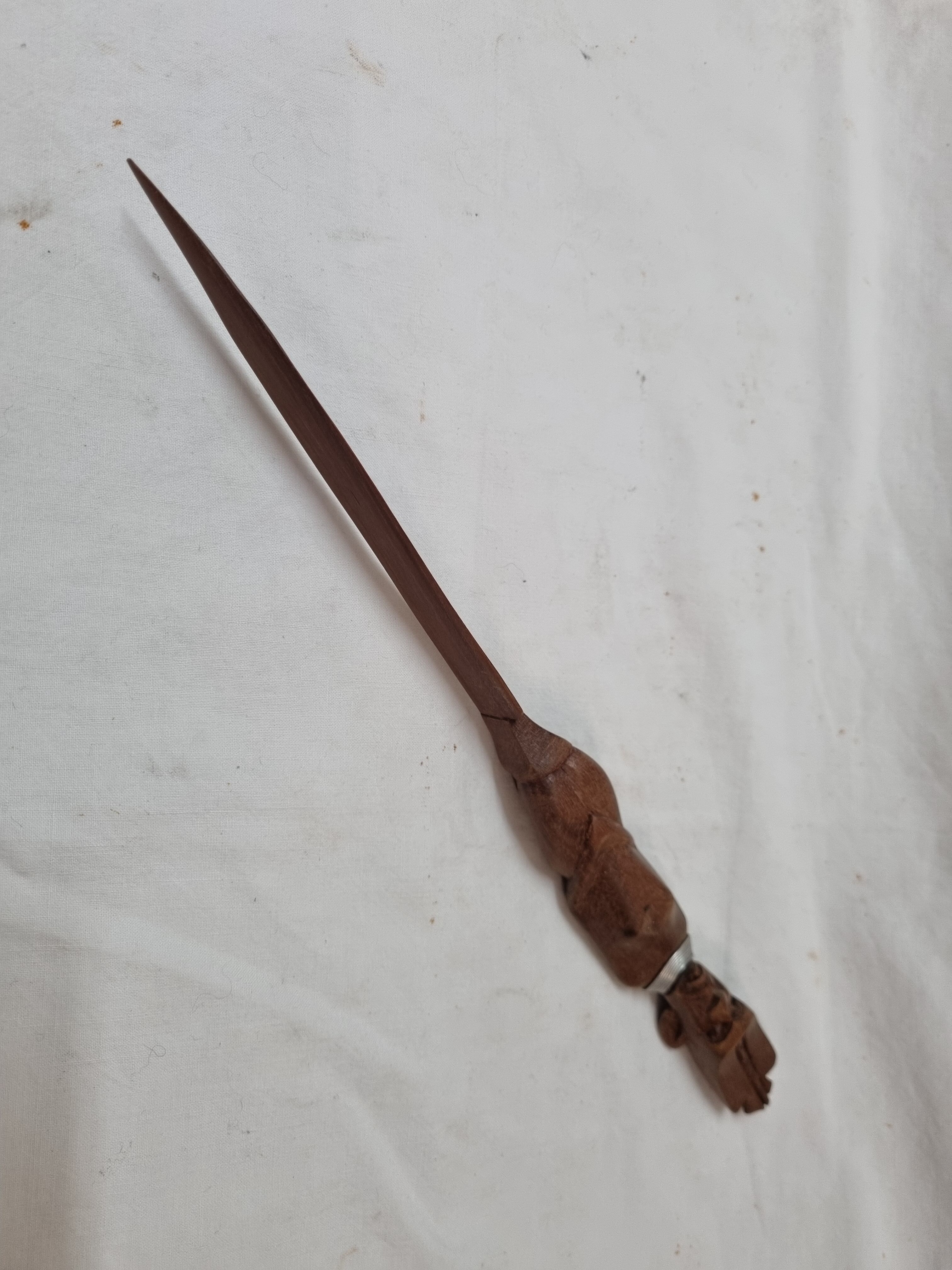 Coupe-papier en bois Sénégal 1970