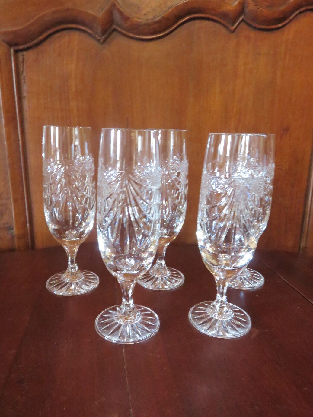 5 crystal champagne flutes