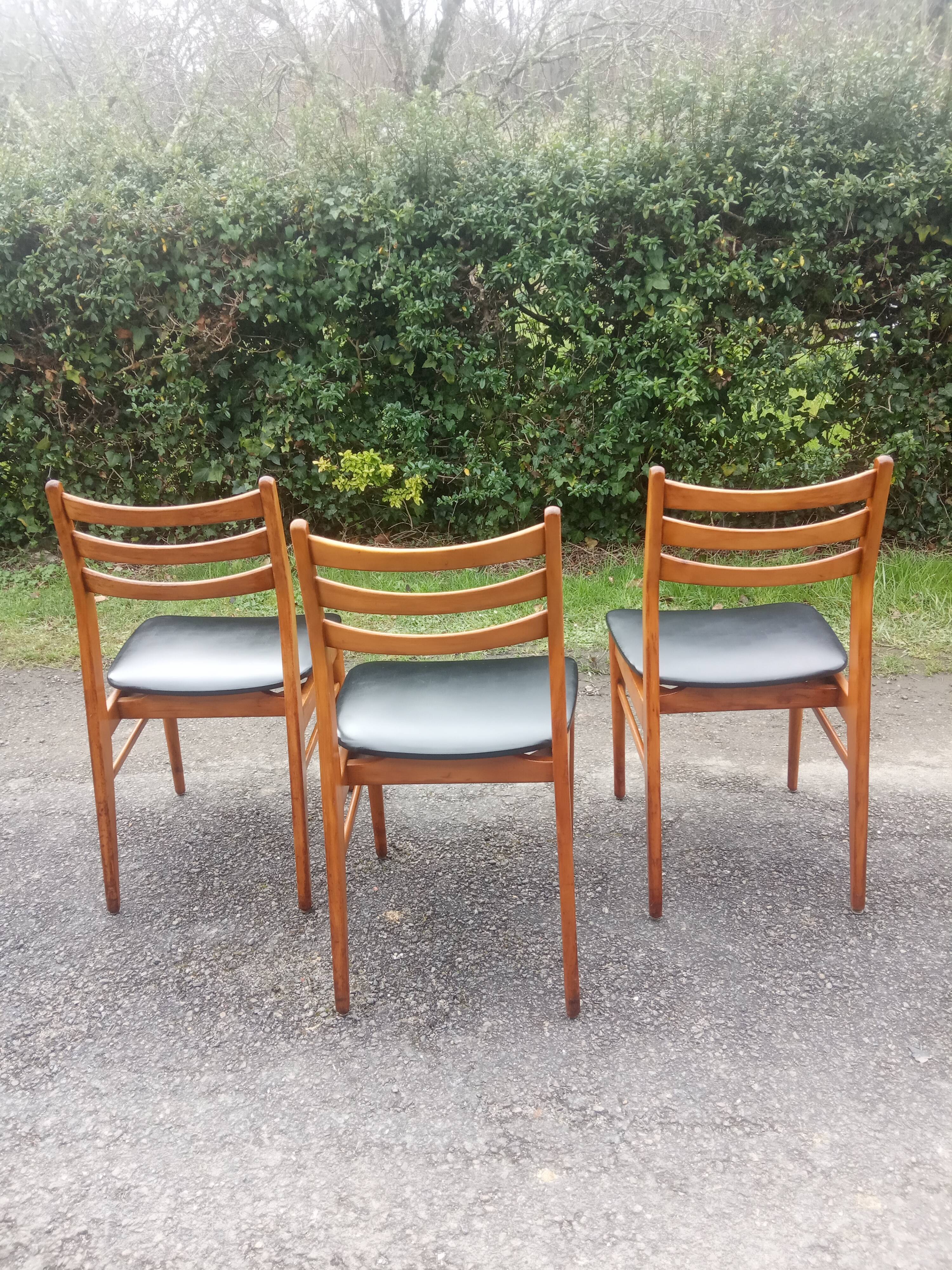 Lot de 3 chaises style scandinave
