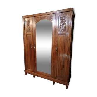 Ice cabinet