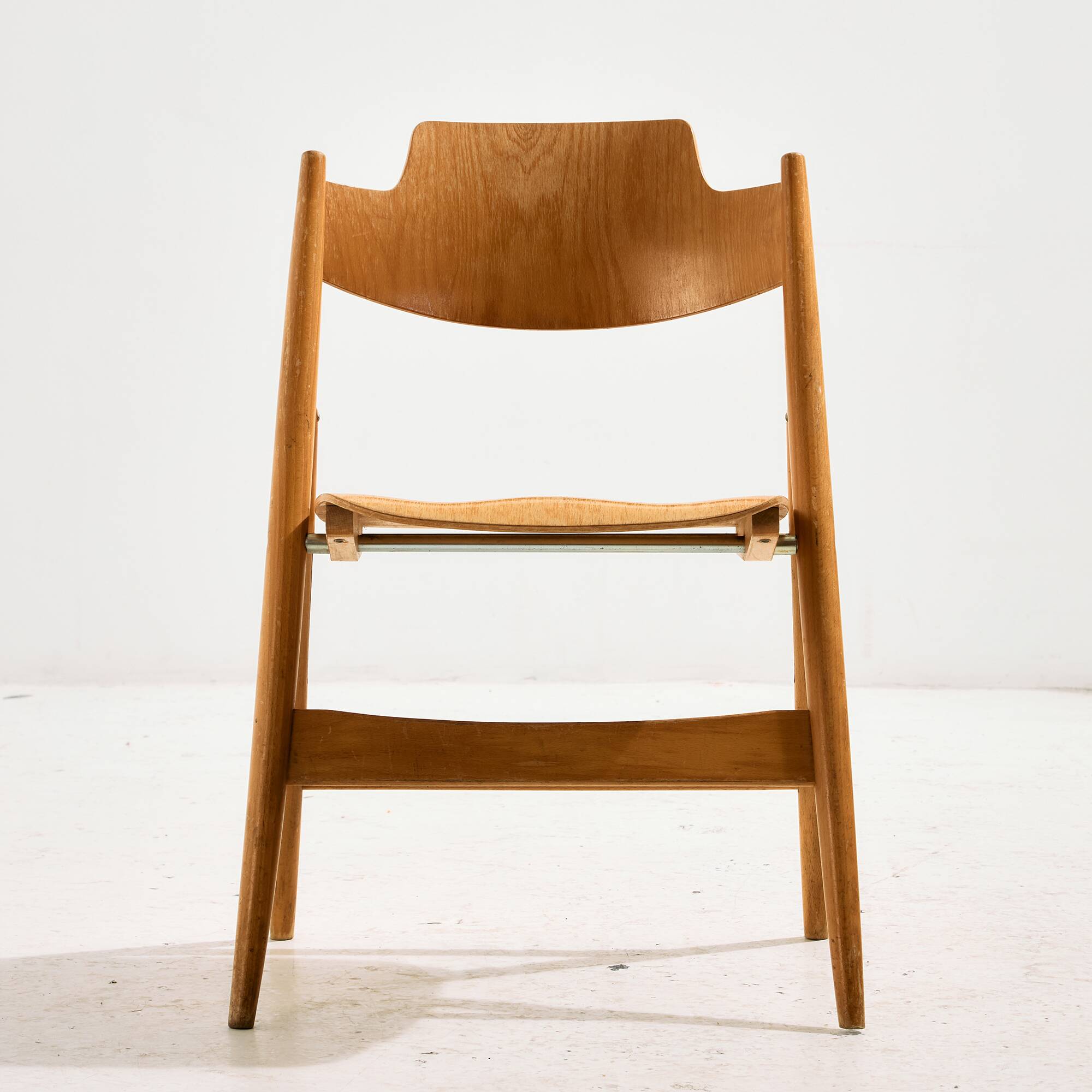 MK10848 SE 18 folding chair by Egon Eiermann for Wilde + Spieth