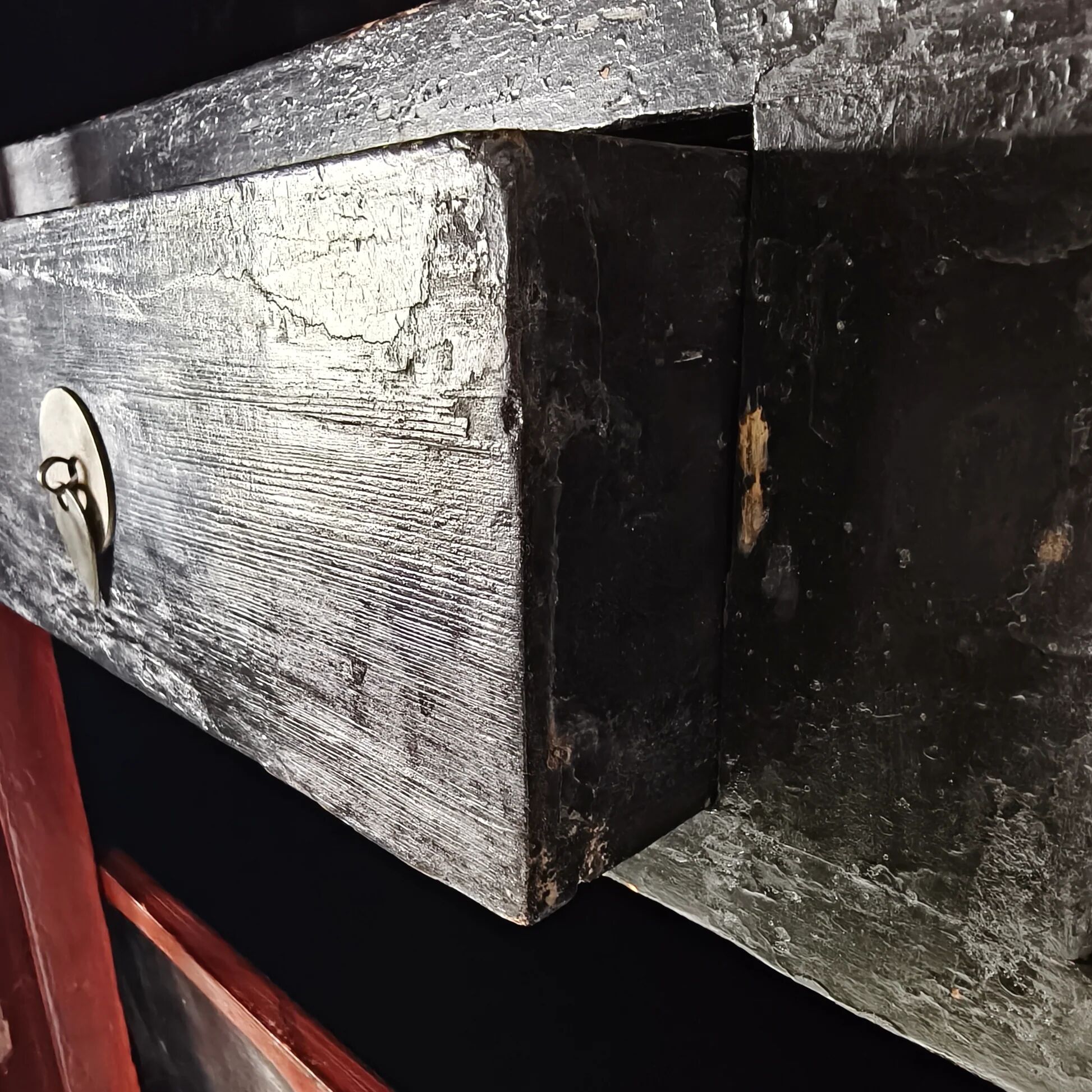 Antique Chinese red lacquer cabinet, late 19th / early 20th century.