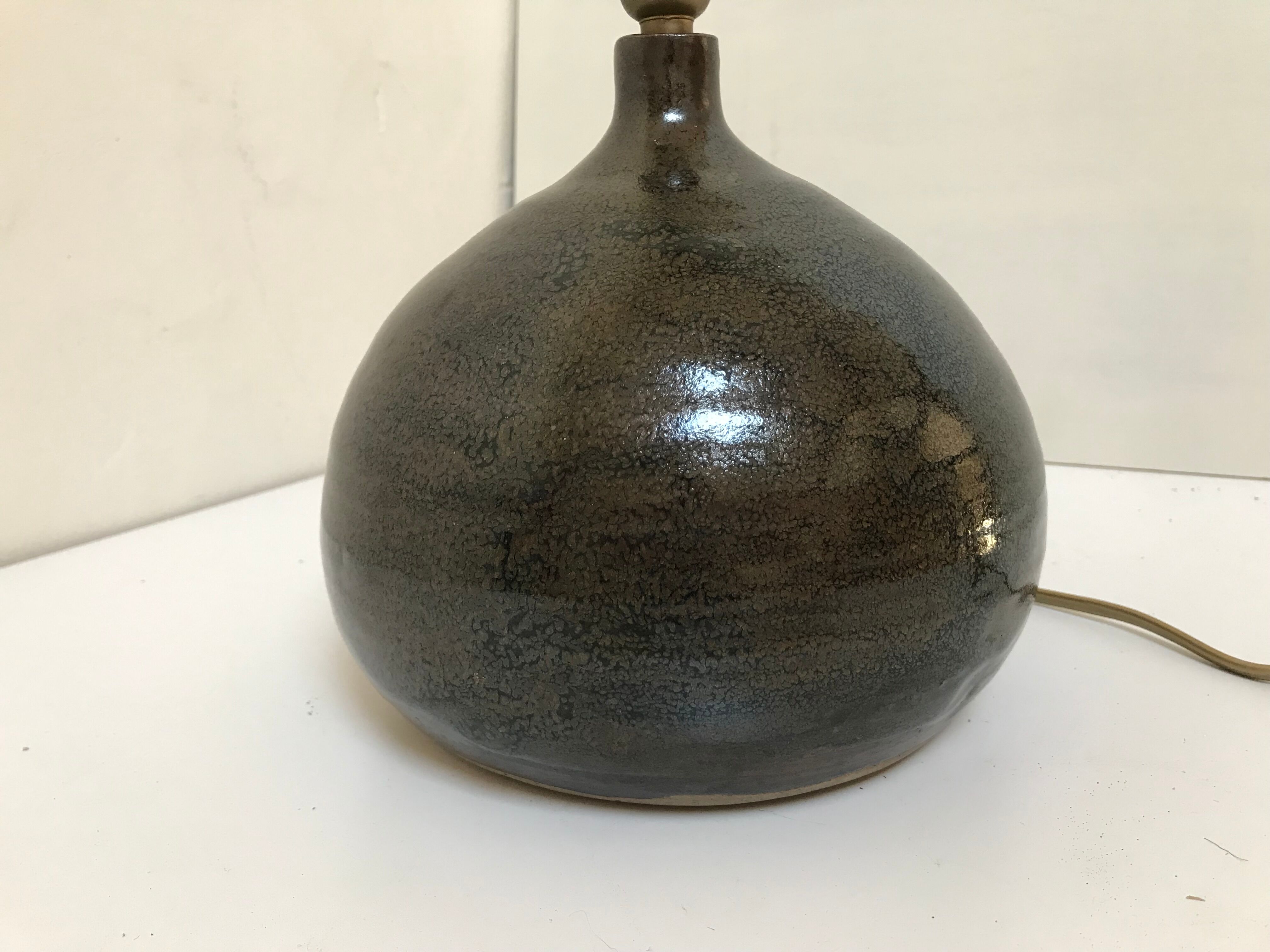 Stoneware lamp with its wool lampshade