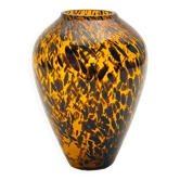 Scalloped glass vase