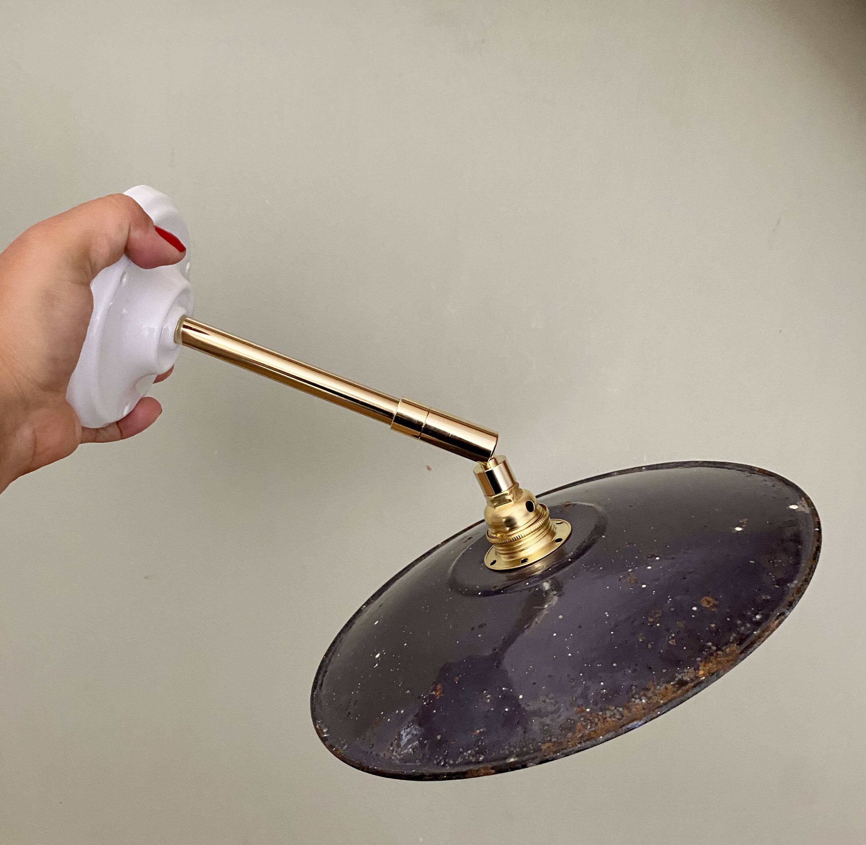 Vintage lampshade wall light in enamelled sheet metal (ref 2)