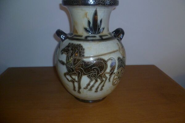 Vase Guérin en gré fait main numéroté V3G10  H 33 CM  l 22cm