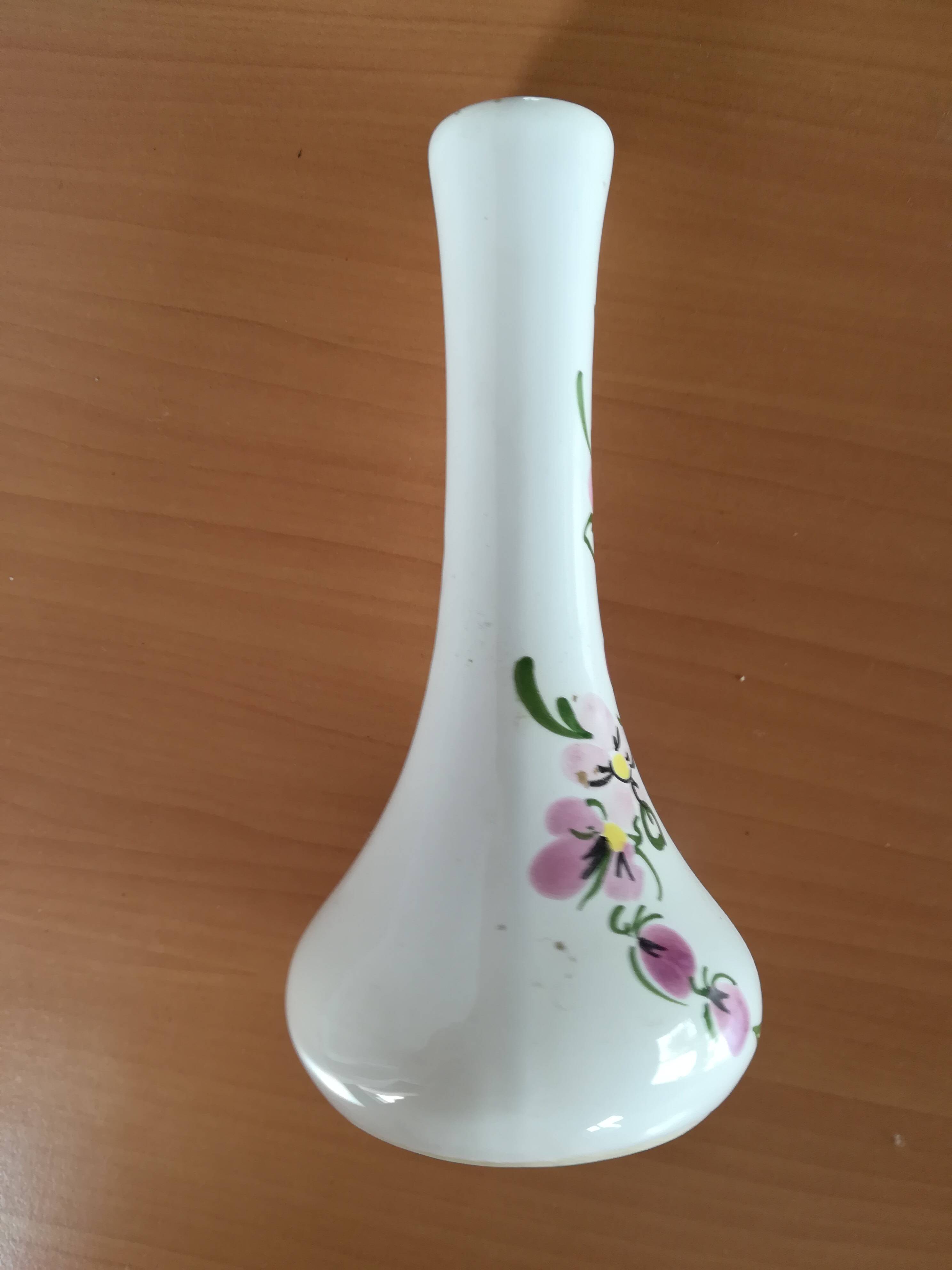 Saint Alban earthenware soliflore