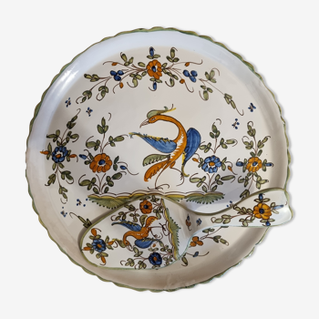 Plat à tarte en faience de Martres Tolosane Motif Moustiers avec sa pelle à tarte