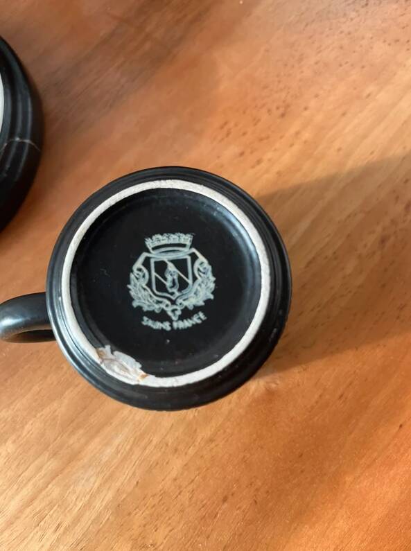 Tasses à café noir rayée blanc vintage Salins