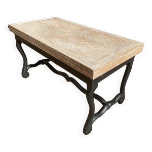 Table à système de - plateaux