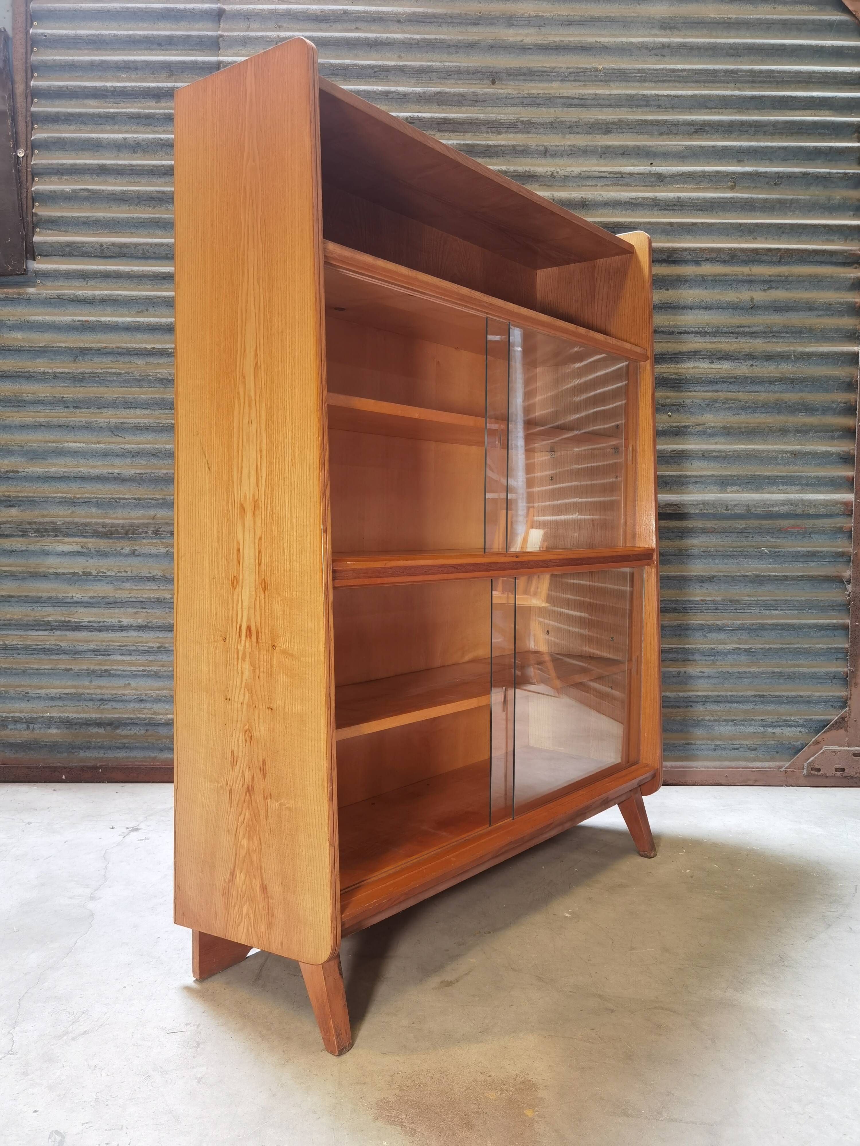 Glass library by František Jirák by Tatra 1960