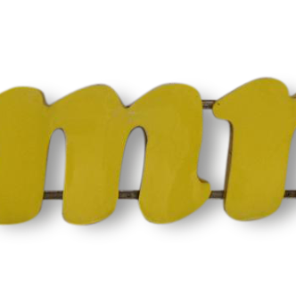Sign 'woman' of the 70s