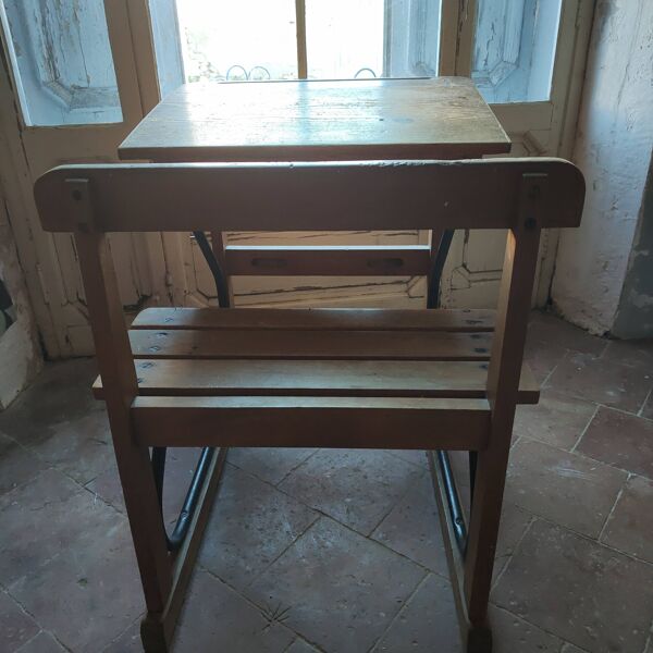 Bureau pupitre enfant