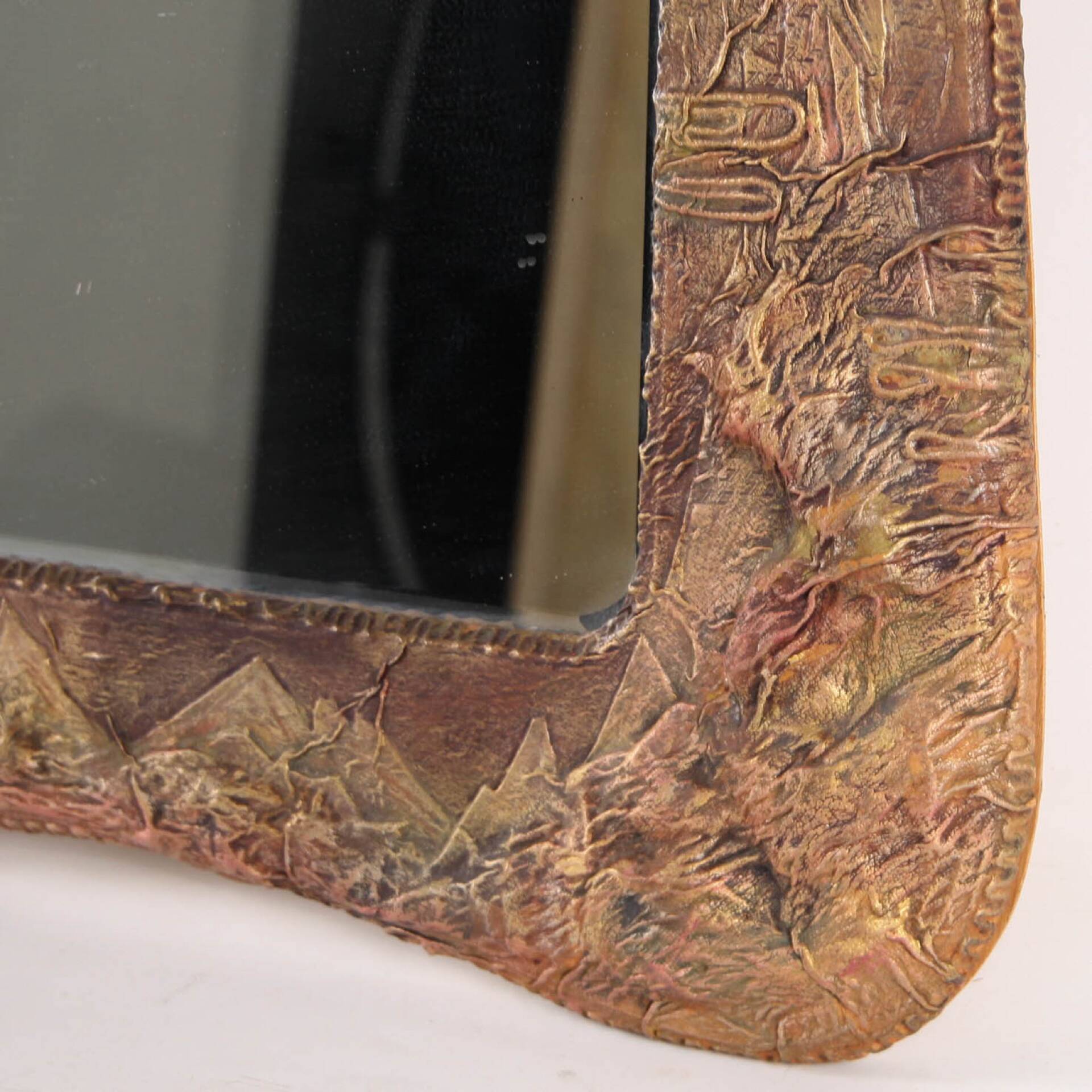 Grand miroir en cuir 