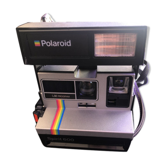 Polaroid 600 SPirit with its leather bag