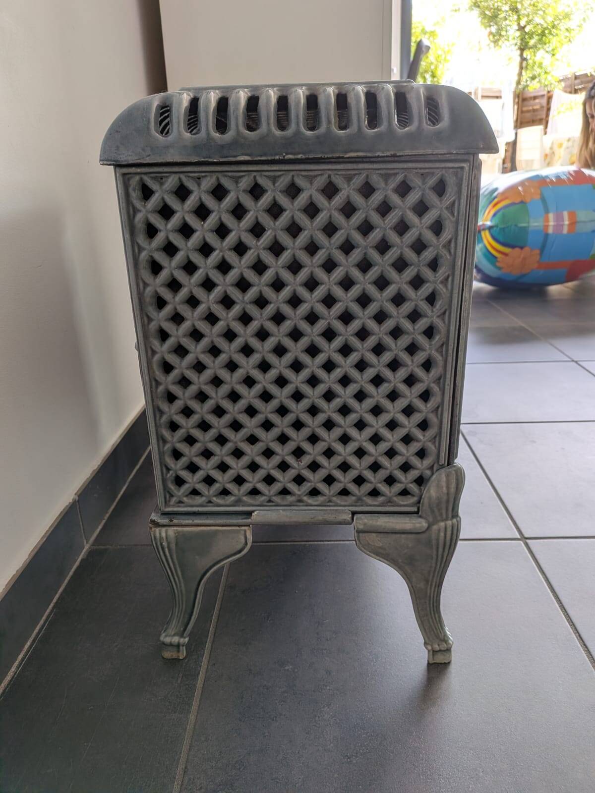 Antique enamelled cast iron stove "Faunus" – renovated