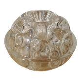 Vase pique flowers