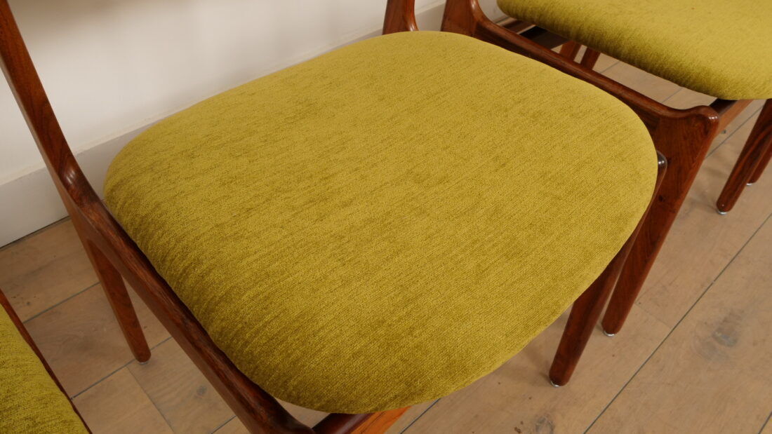 4 chaises de salle à manger | Erik Buch | Modèle 49 | Palissandre | Rembourrées
