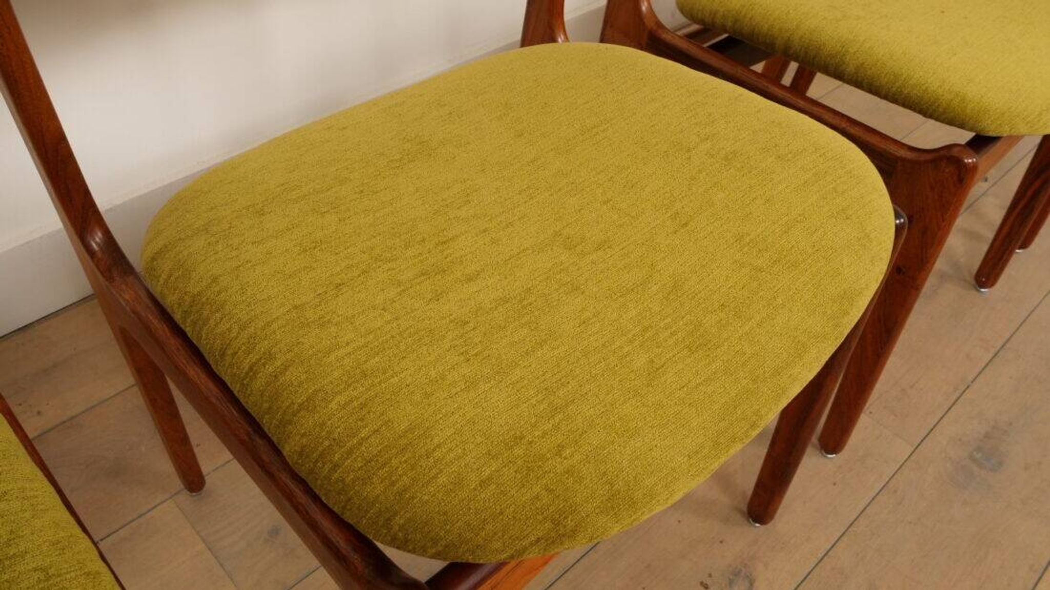 4 x dining chairs | Erik Buch | Model 49 | Rosewood | Reupholstered