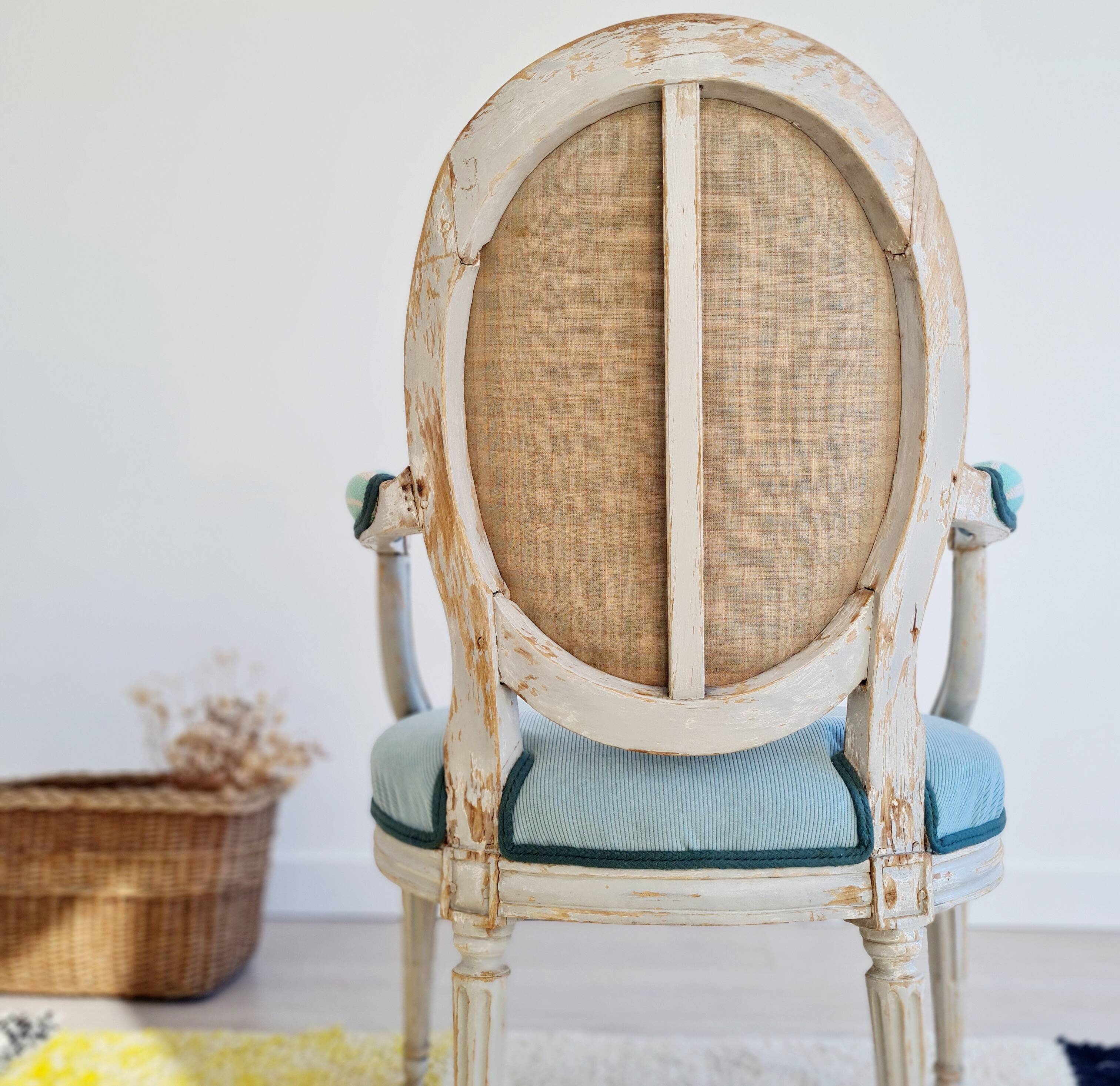Louis XVI medallion armchair renovated velvet