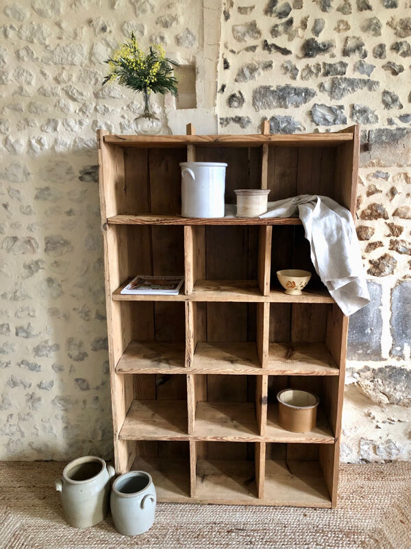 Casier de métier en bois rénové