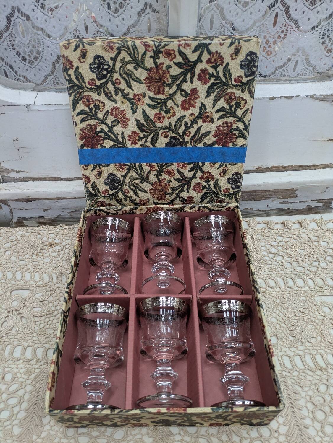 Murano stemmed glasses