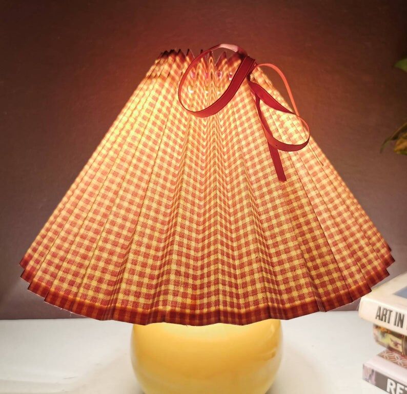 Vintage table lamp 80s