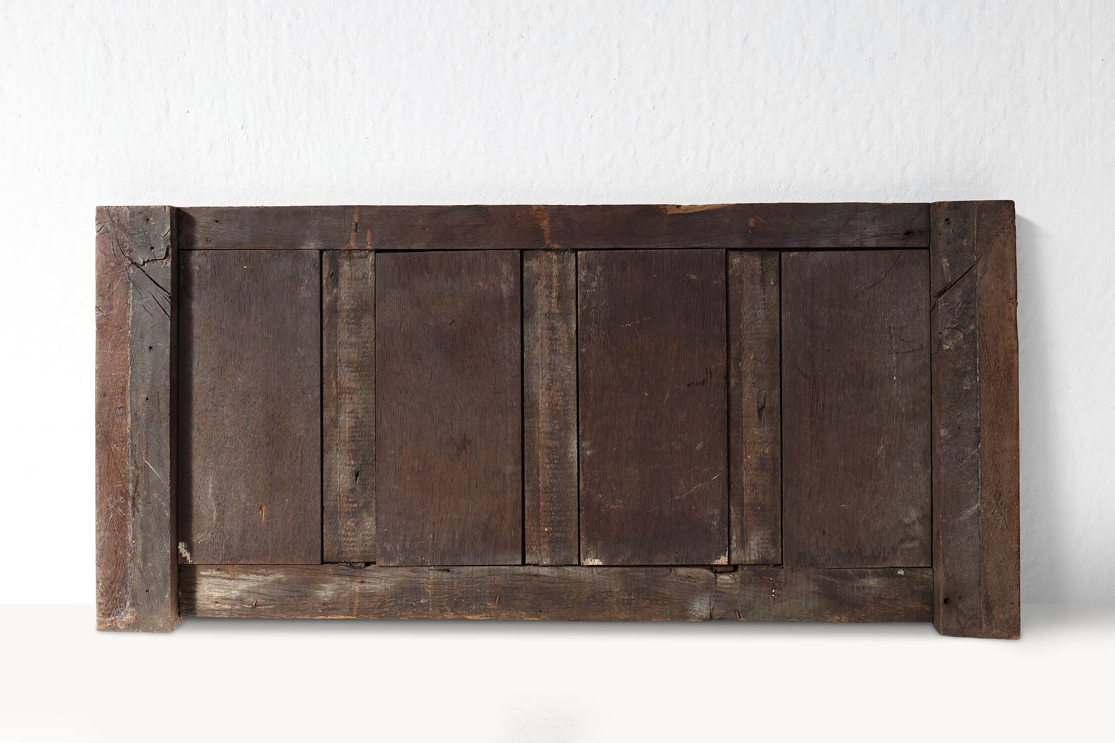 Neo-Gothic Flemish hand carved panel in solid oak, ca. 1850