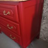 Chest of drawers