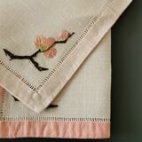 Nappe à thé ancienne avec serviettes