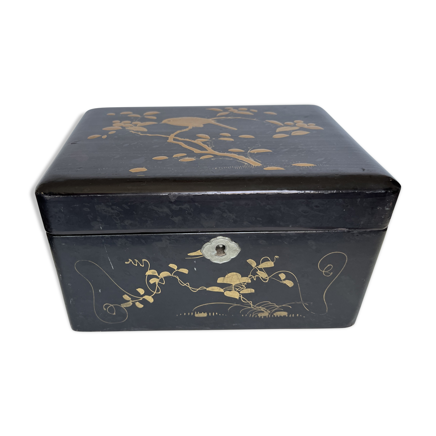 Lacquered wooden jewelry box