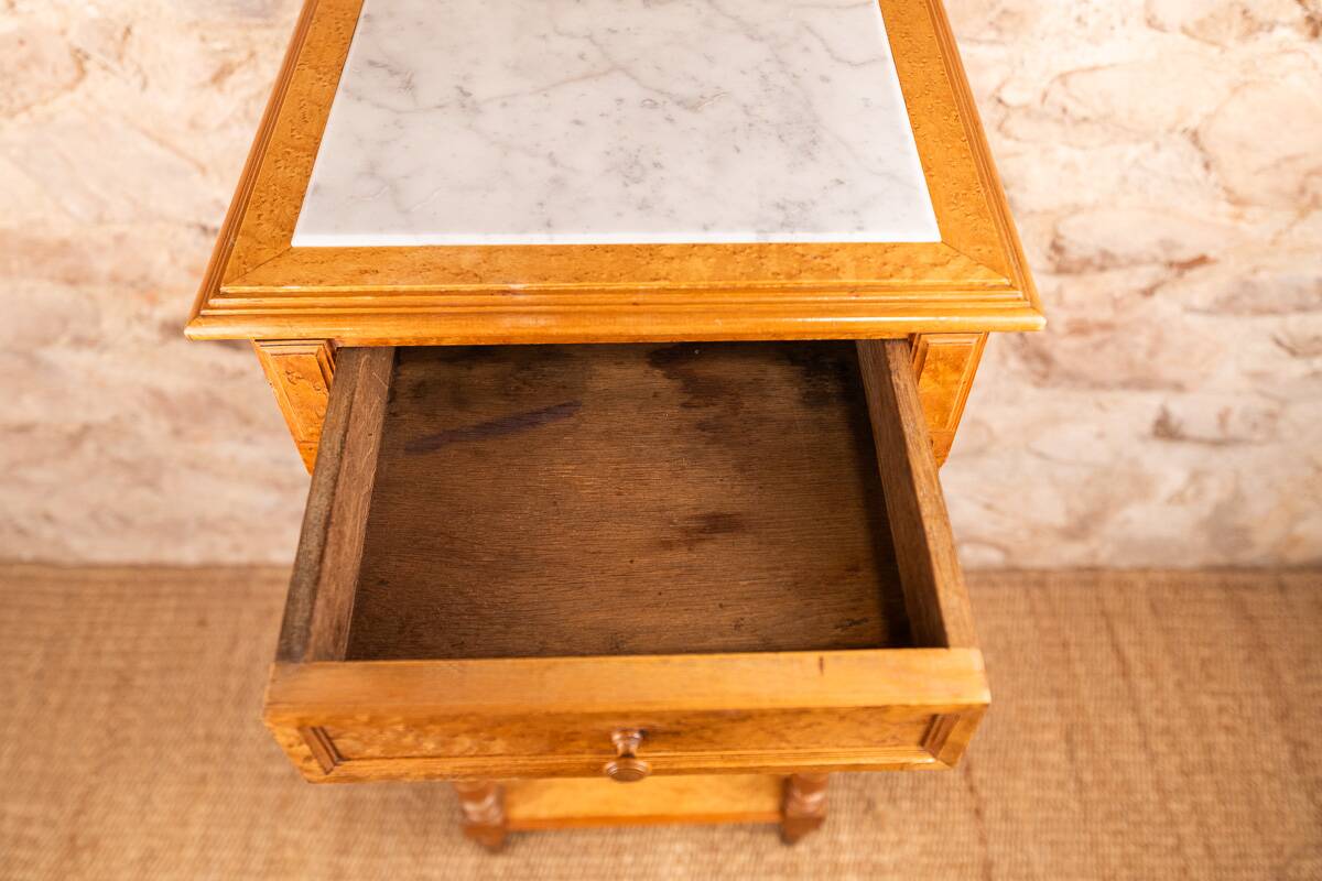 Neo-Louis XVI Nightstand in Spotted Maple & White Marble (Late 19th Century)