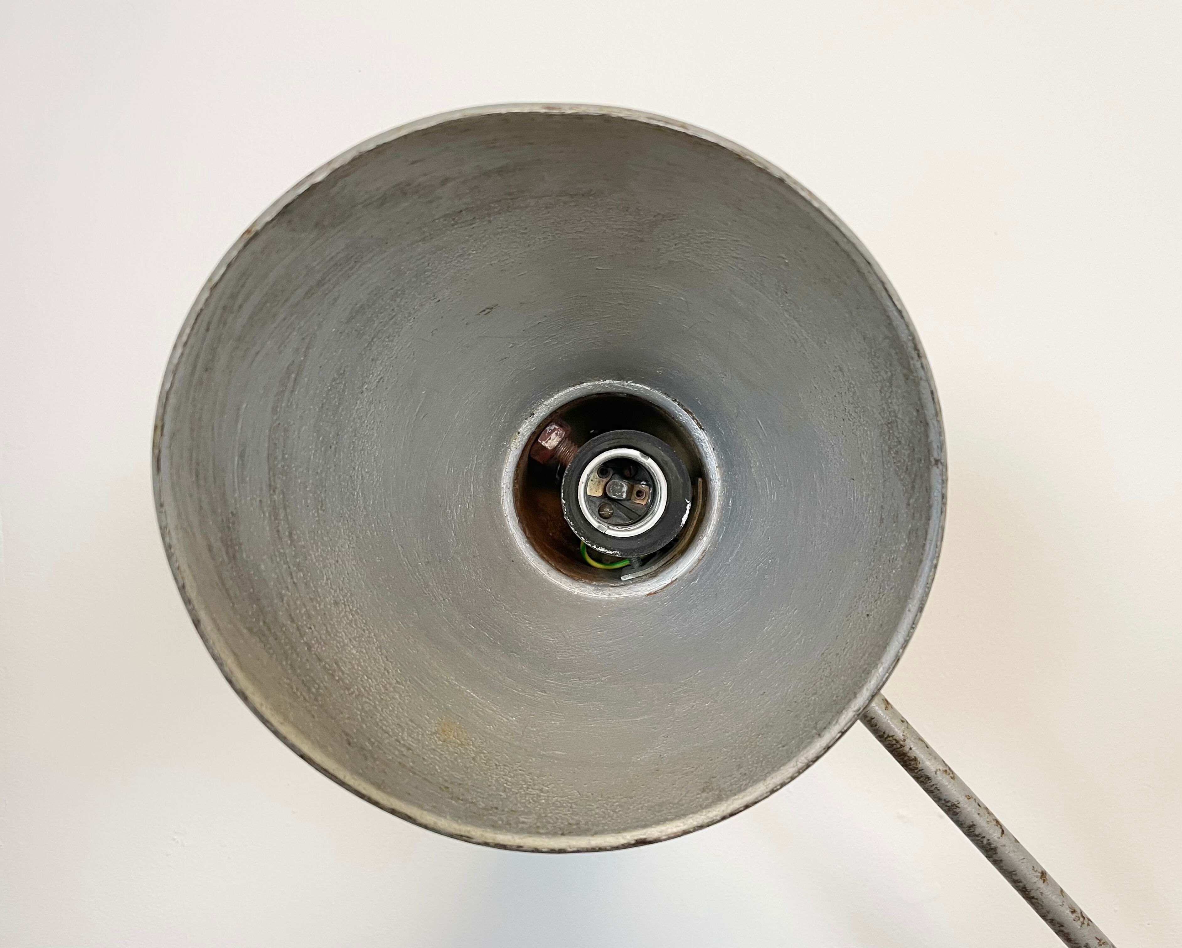 Grey industrial workshop table lamp, 1960s