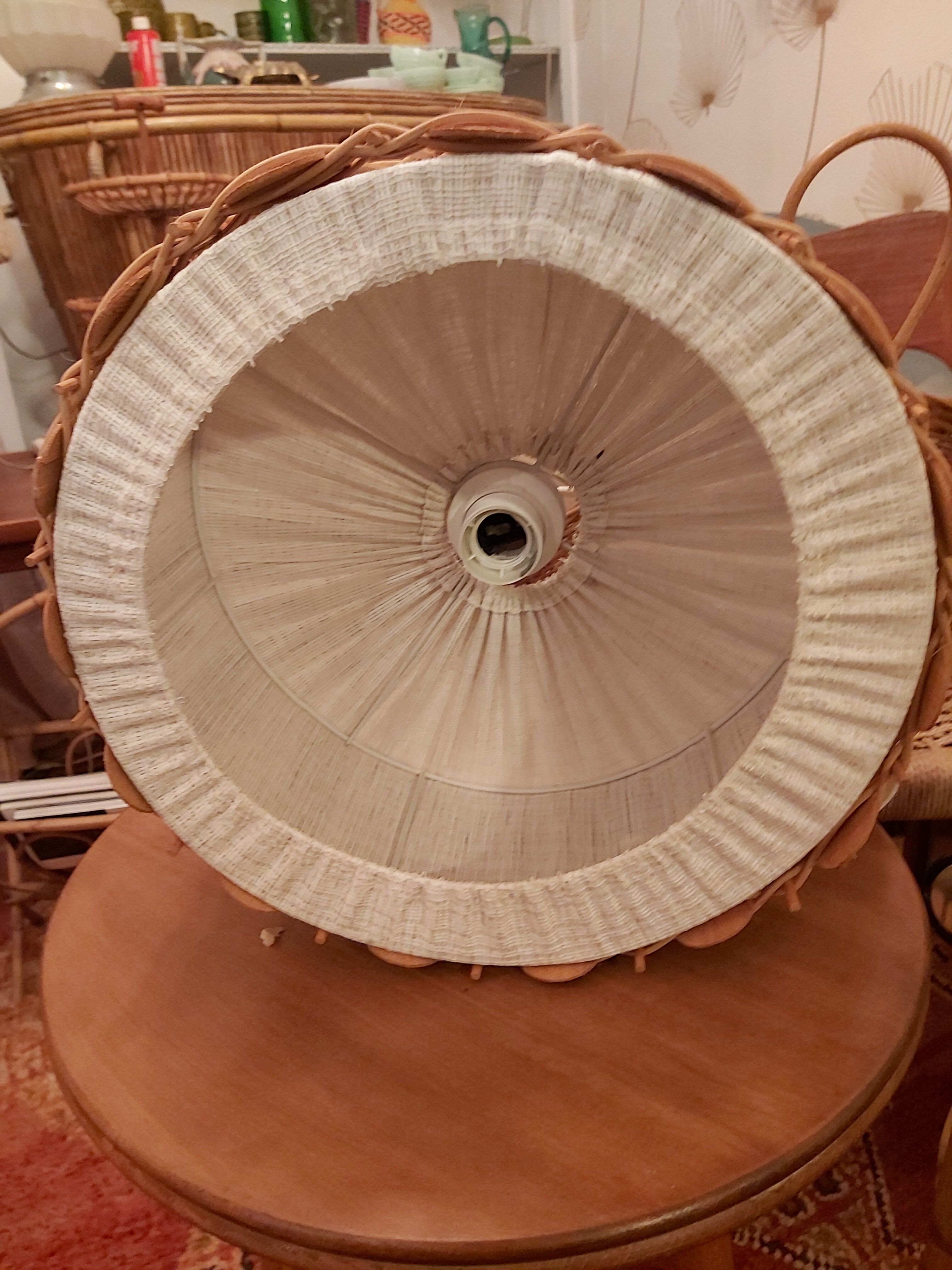 Suspension vintage en bois et tissu